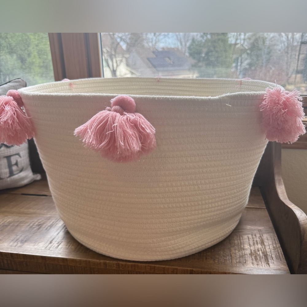 Large Coiled Rope Kids' Basket with Tassels Natural/Rose Pink - Pillowfort™ - Picture 3 of 6